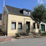 Holiday home Laena Ground Floor Varel