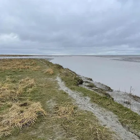 Laena Ground Floor Σπίτι διακοπών *